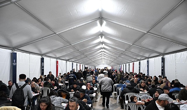 Başkan Çerçioğlu ADÜ Öğrencileri ile İftarda Bir Araya Geldi