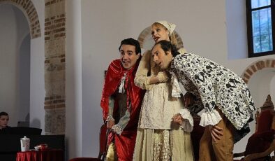 Gölyazı’da “La Serva Padrona” sahnelendi