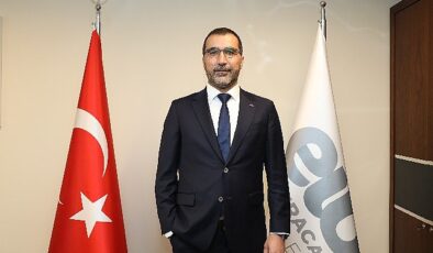 Moda endüstrisi iki koldan pazarlama atağına geçti