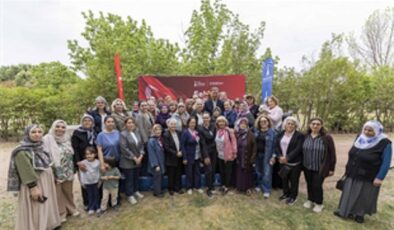 Başkan Tugay şehit anneleriyle bir araya geldi